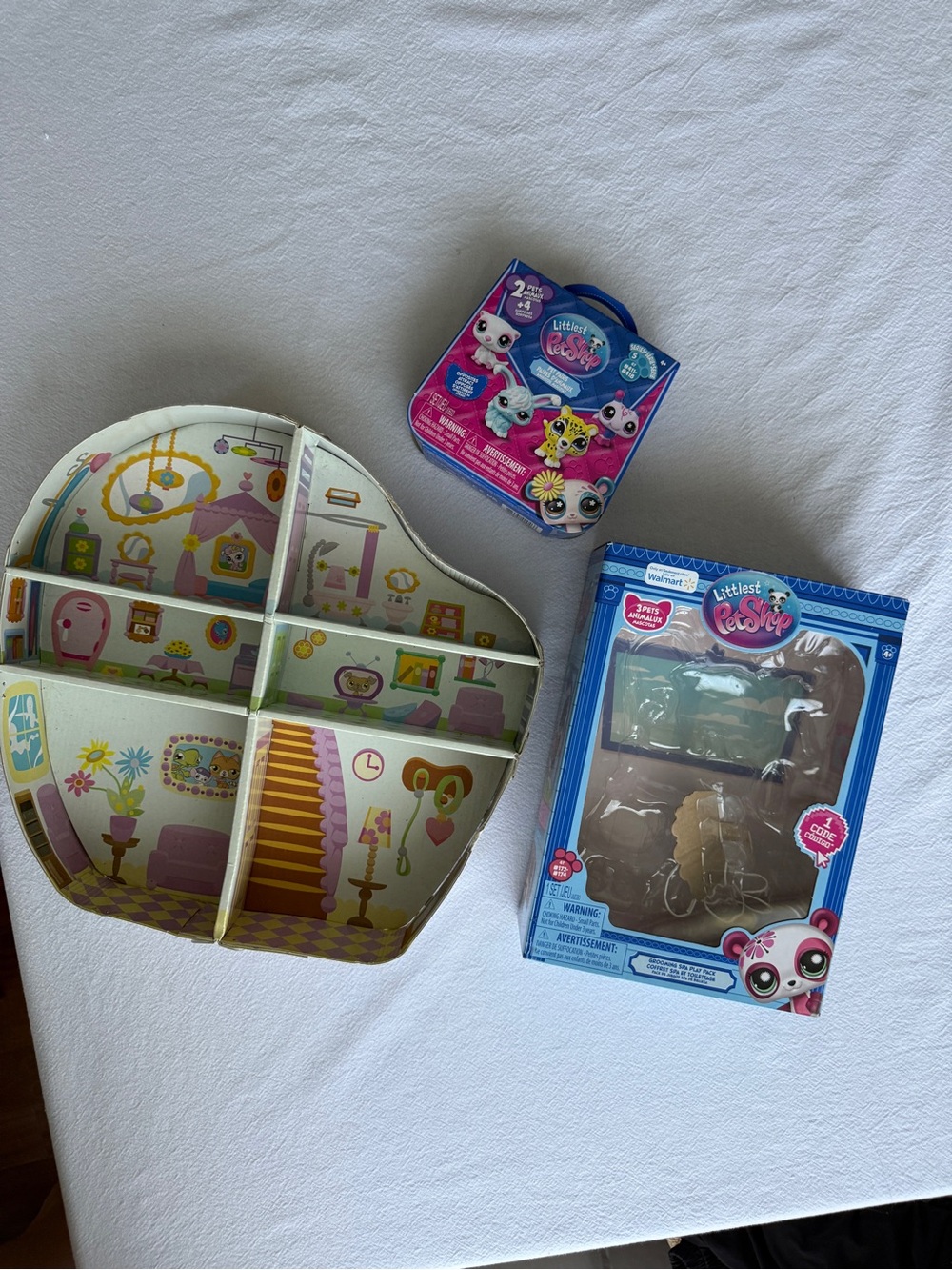 Littlest Pet Shop - Replacement Cardboard Insert for Vinyl Travel Case + Boxes